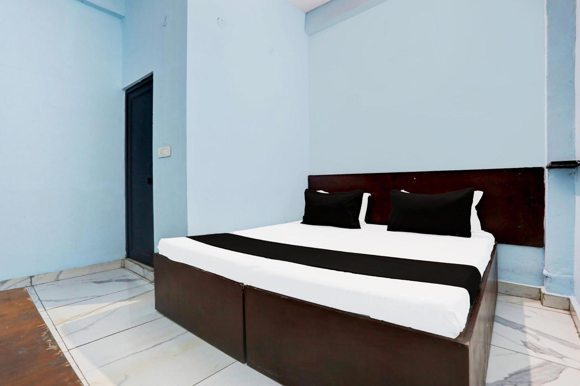 Rudrapur Spot On New Diamond Guest House מראה חיצוני תמונה