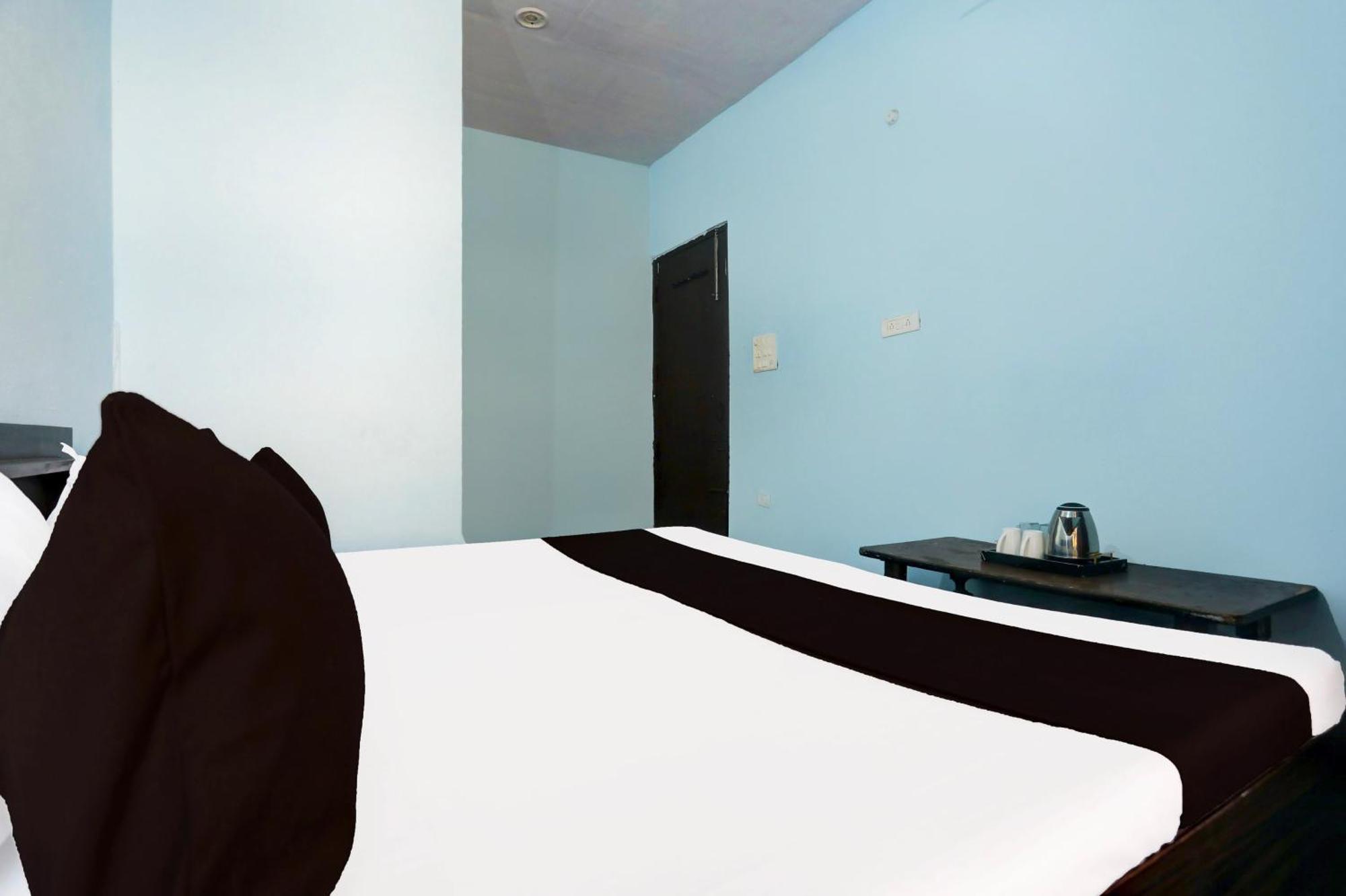 Rudrapur Spot On New Diamond Guest House מראה חיצוני תמונה